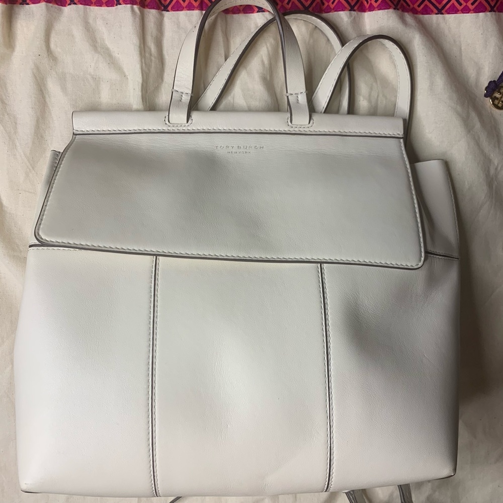 Tory Burch backpack 🤍